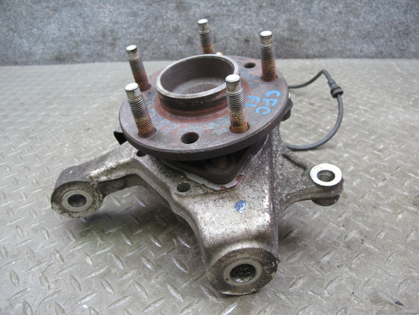 97-04 Chevrolet Corvette C5 Front Left Spindle Knuckle Wheel Hub Bearing OEM