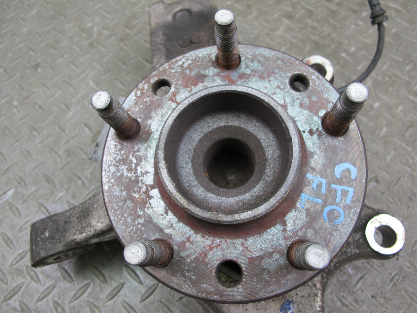 97-04 Chevrolet Corvette C5 Front Left Spindle Knuckle Wheel Hub Bearing OEM