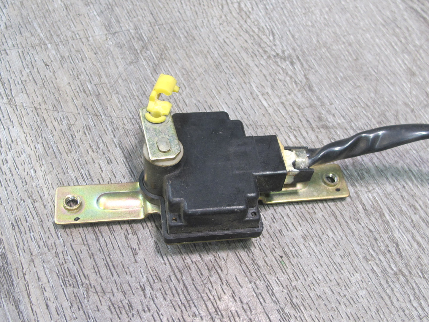 84-86 Nissan Z31 300ZX 2+0 Left Driver Door Lock Latch Actuator OEM