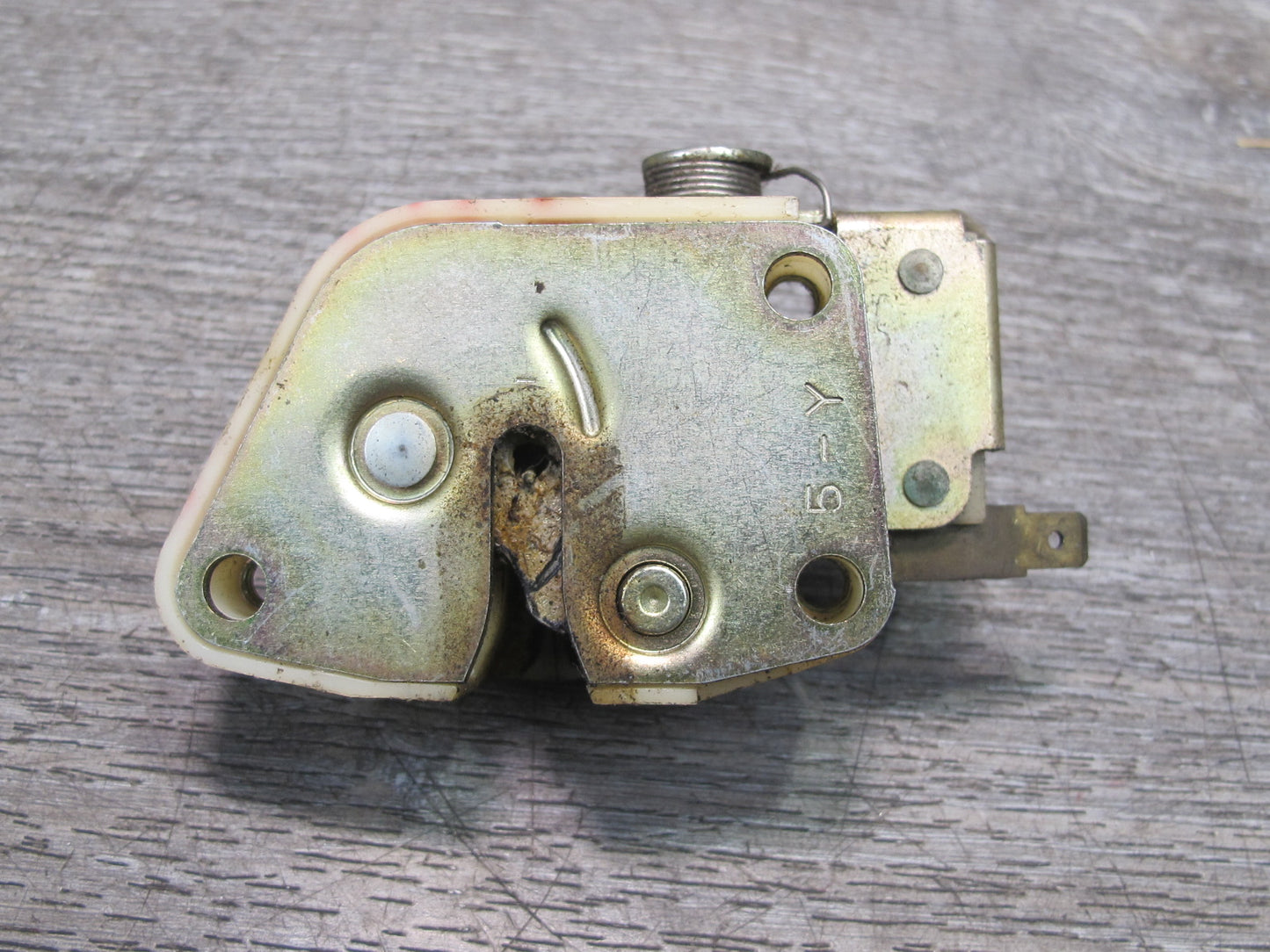 84-86 Nissan Z31 300ZX 2+0 Rear Trunk Lock Latch Actuator OEM