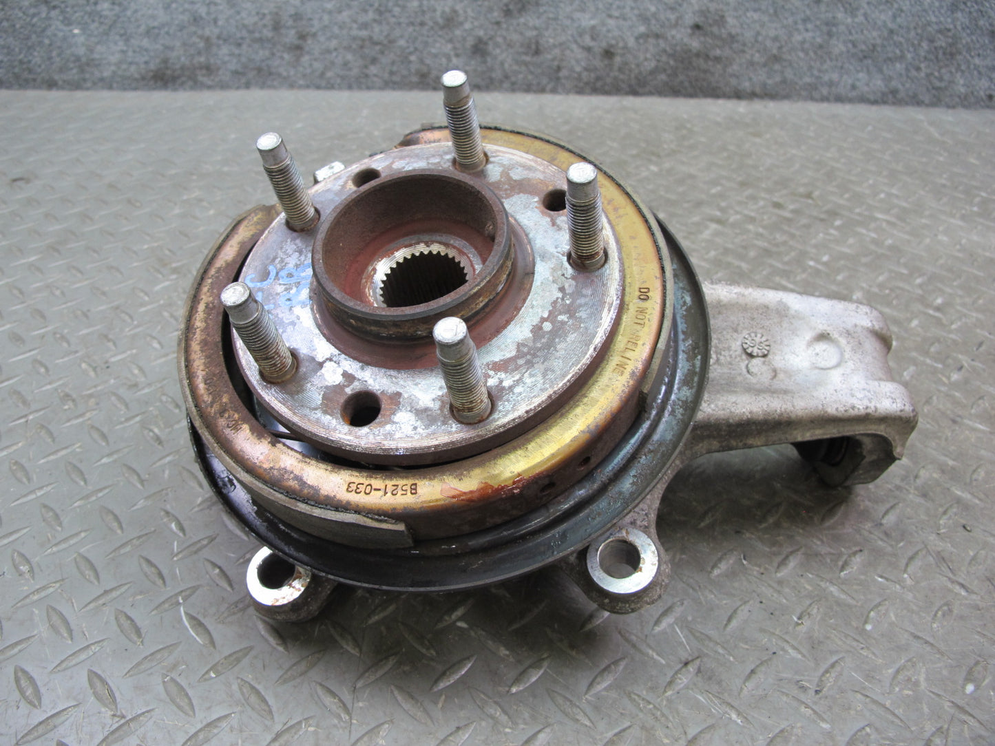 97-04 Chevrolet Corvette C5 Rear Right Spindle Knuckle Wheel Hub Bearing OEM