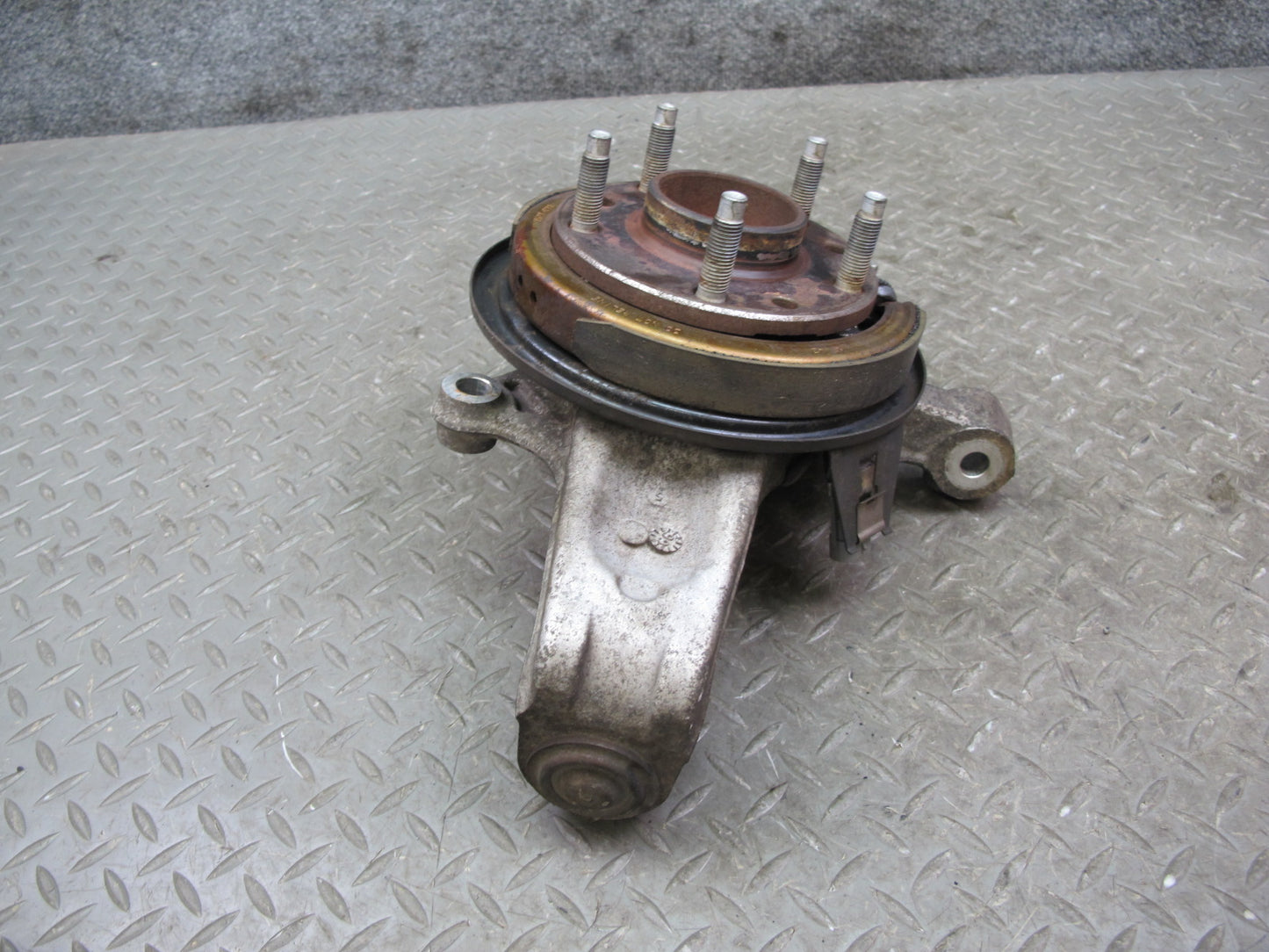 97-04 Chevrolet Corvette C5 Rear Right Spindle Knuckle Wheel Hub Bearing OEM