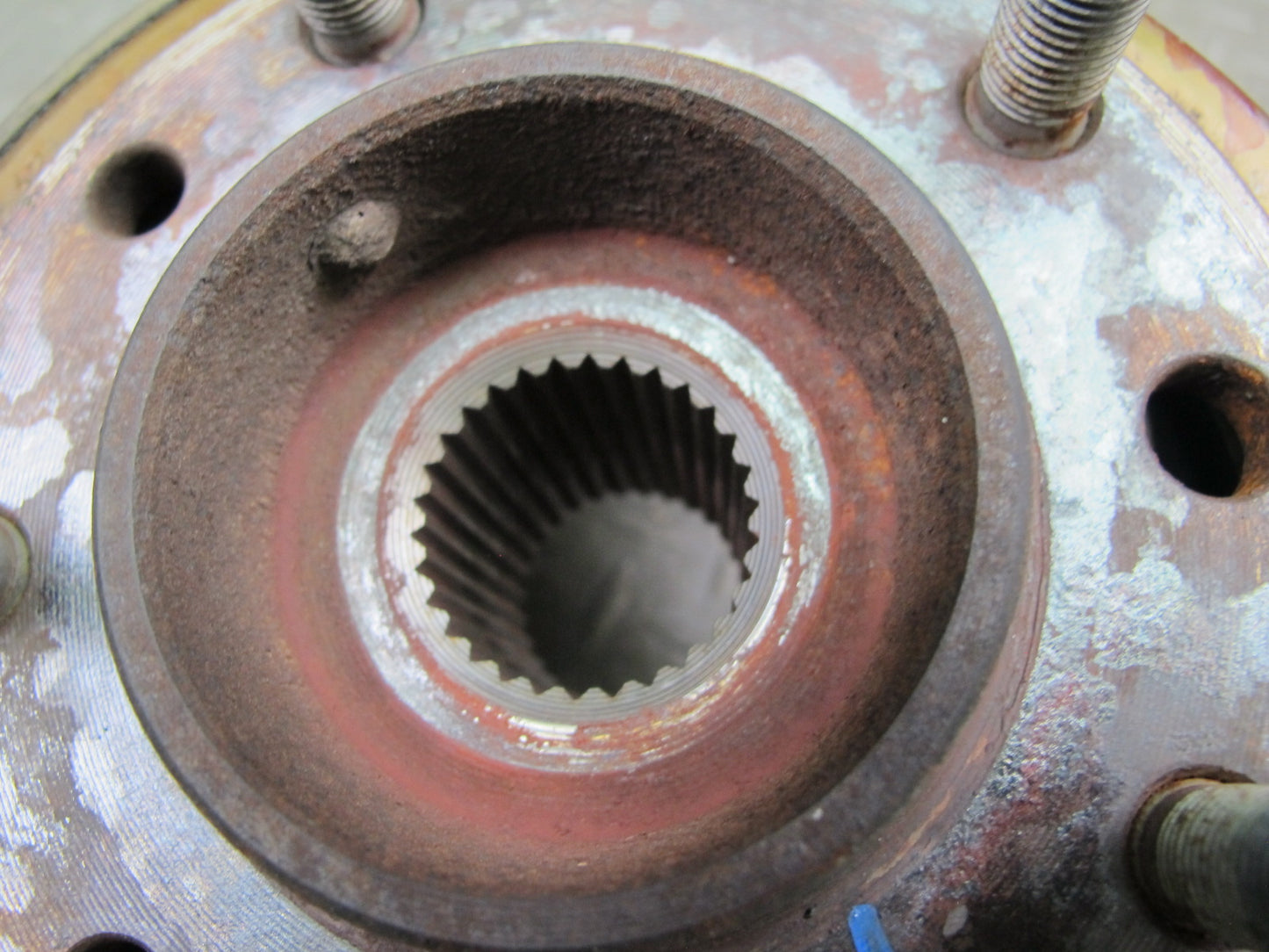 97-04 Chevrolet Corvette C5 Rear Right Spindle Knuckle Wheel Hub Bearing OEM