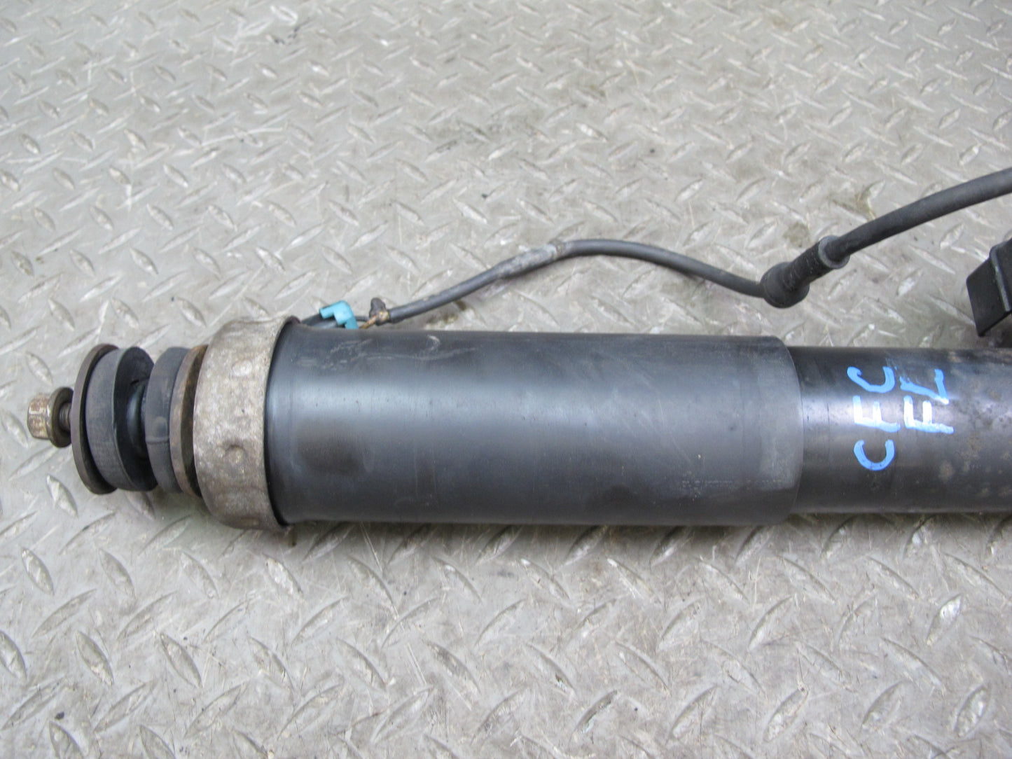 97-02 Chevrolet Corvette C5 Front Left Right Strut Shock Active Damping Set OEM