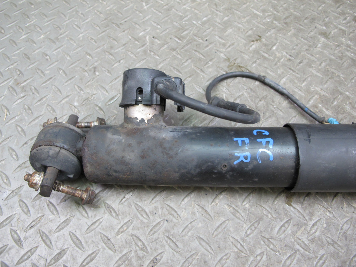97-02 Chevrolet Corvette C5 Front Left Right Strut Shock Active Damping Set OEM