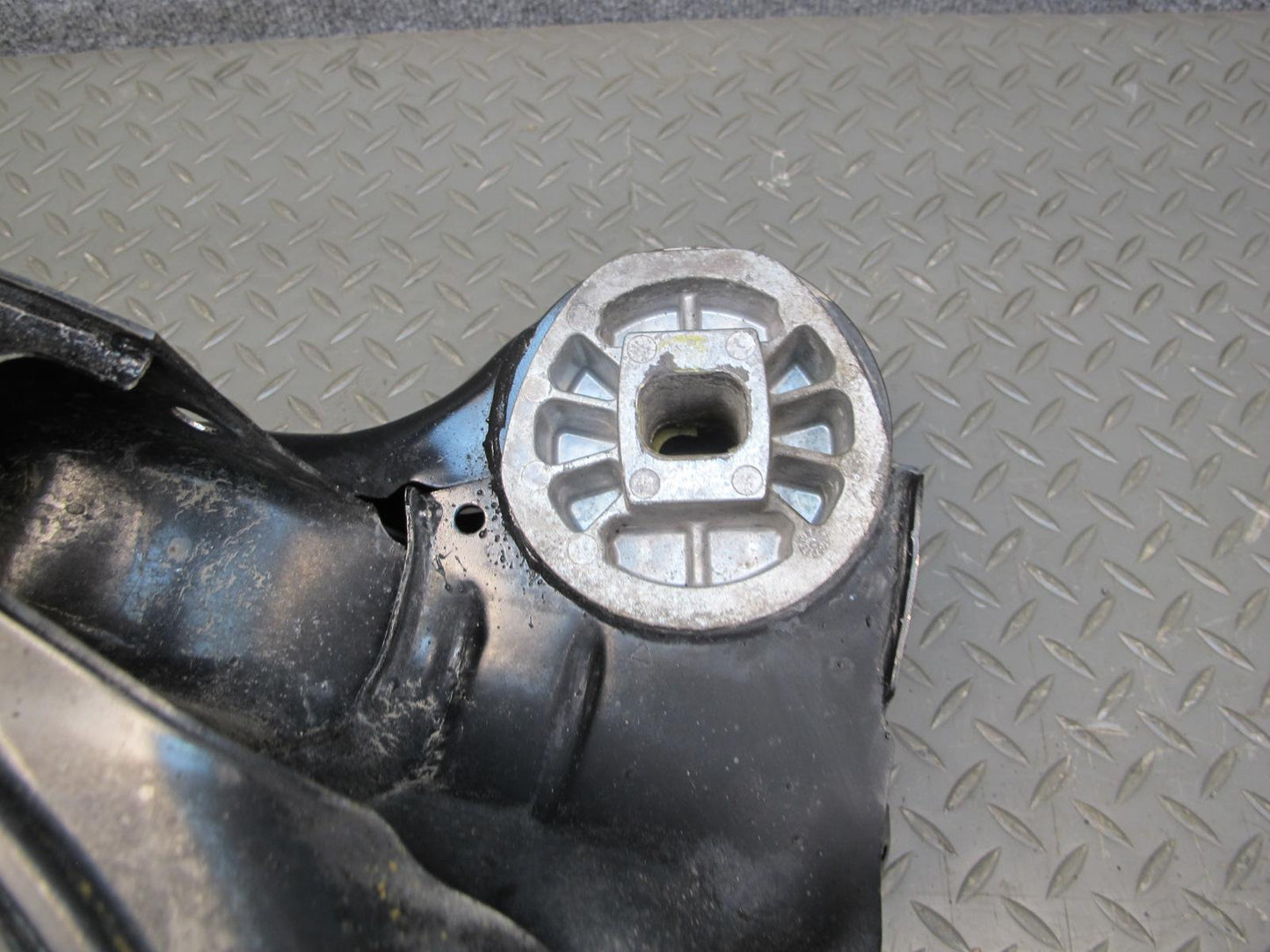 07-10 Bentley Continental GTC Front Engine Sub Frame Crossmember Carrier 37k