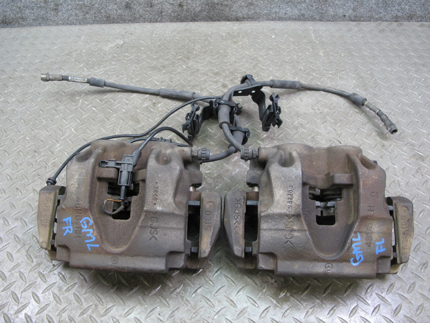 2012-2019 Mercedes W166 ML GLE AWD Front Left & Right Side Brake Caliper Set