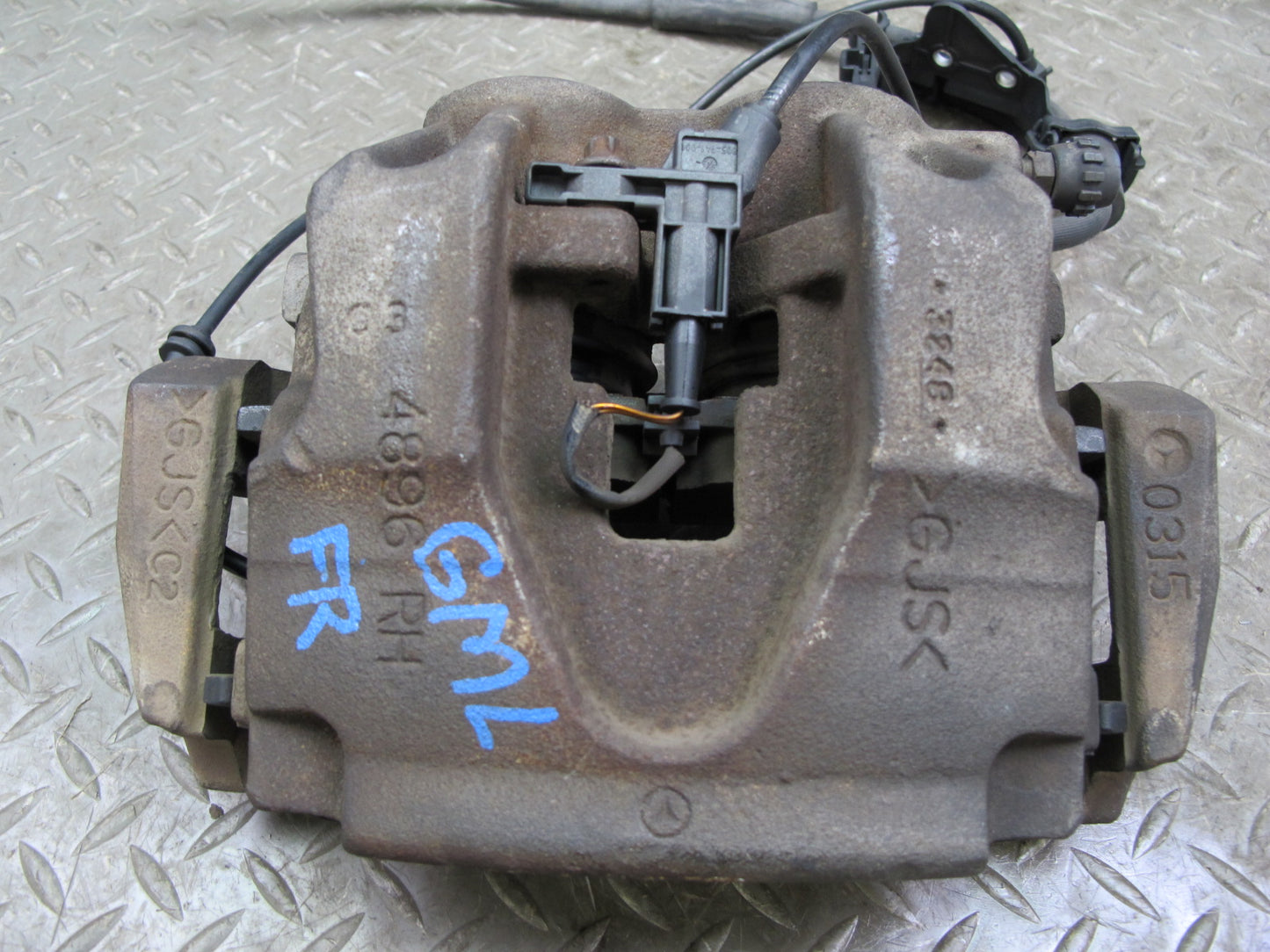 2012-2019 Mercedes W166 ML GLE AWD Front Left & Right Side Brake Caliper Set