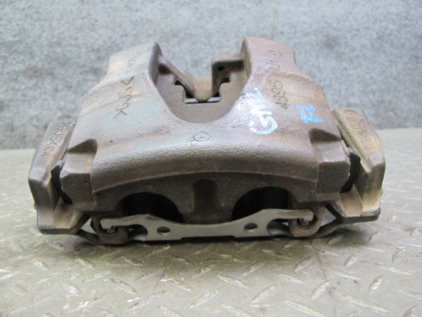 2012-2019 Mercedes W166 ML GLE AWD Front Left & Right Side Brake Caliper Set