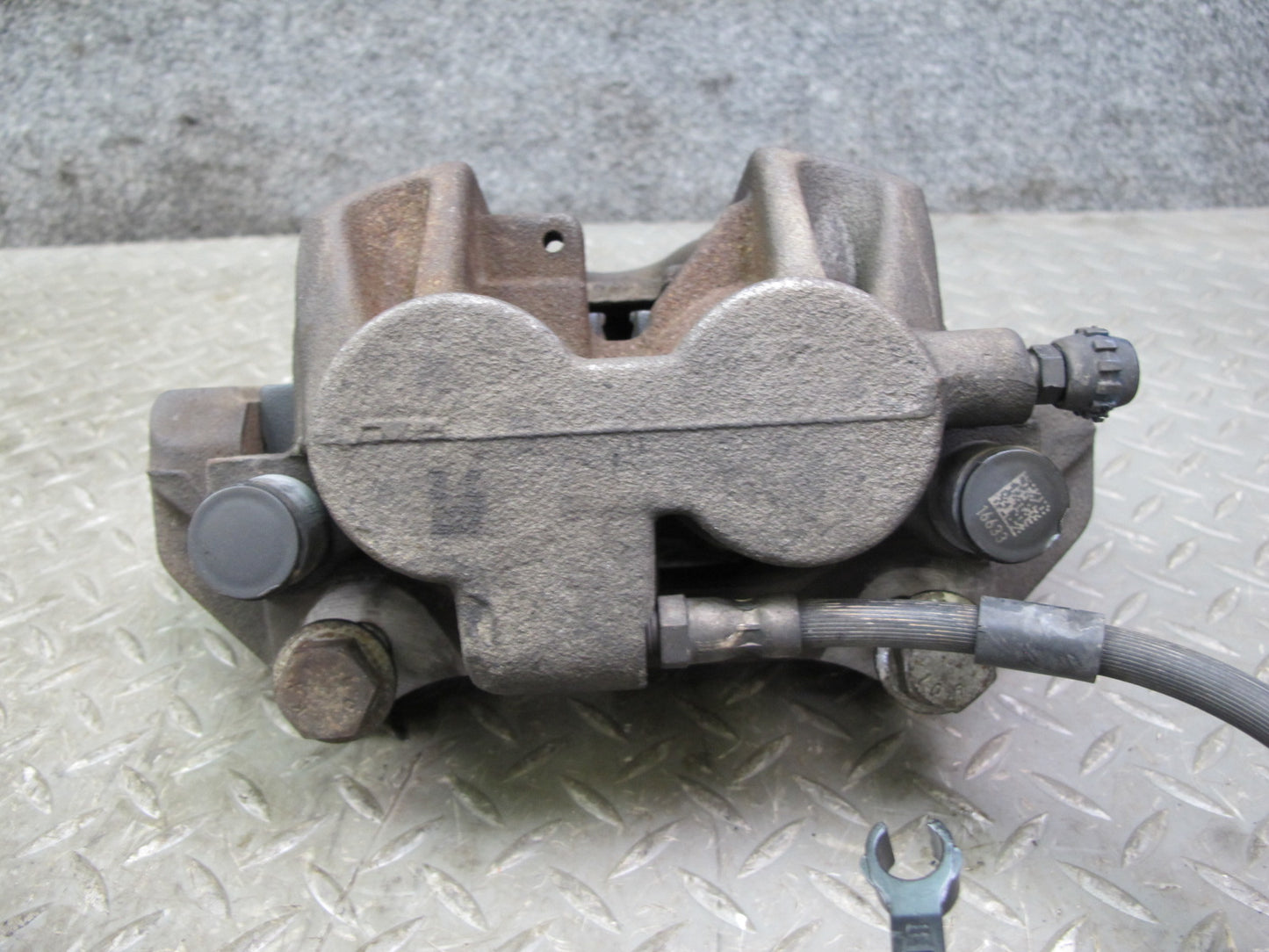 2012-2019 Mercedes W166 ML GLE AWD Front Left & Right Side Brake Caliper Set