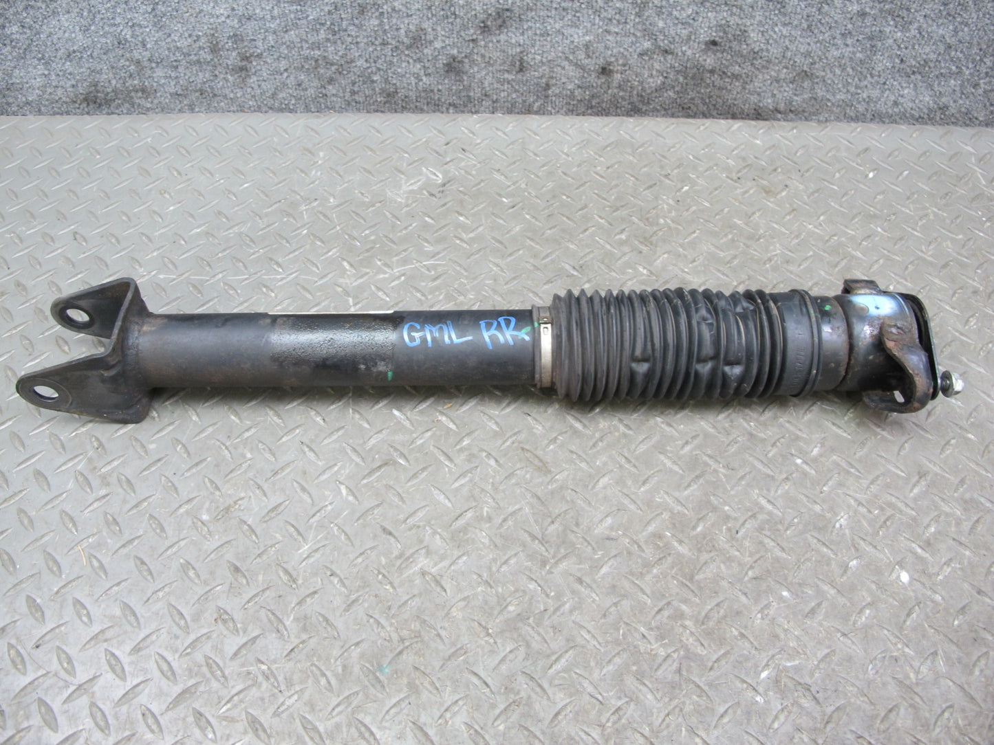 2012-2019 Mercedes W166 ML GLE Rear Left & Right Side Shock Strut Absorber Set