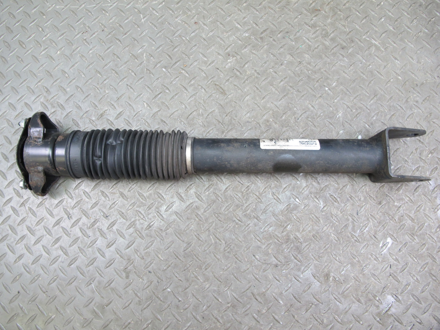 2012-2019 Mercedes W166 ML GLE Rear Left & Right Side Shock Strut Absorber Set
