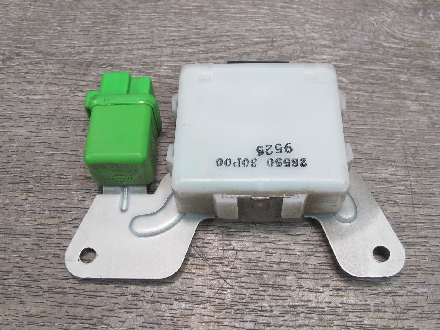 90-96 Nissan Z32 300ZX Wiper Timer Control Module 28550-30P00 OEM