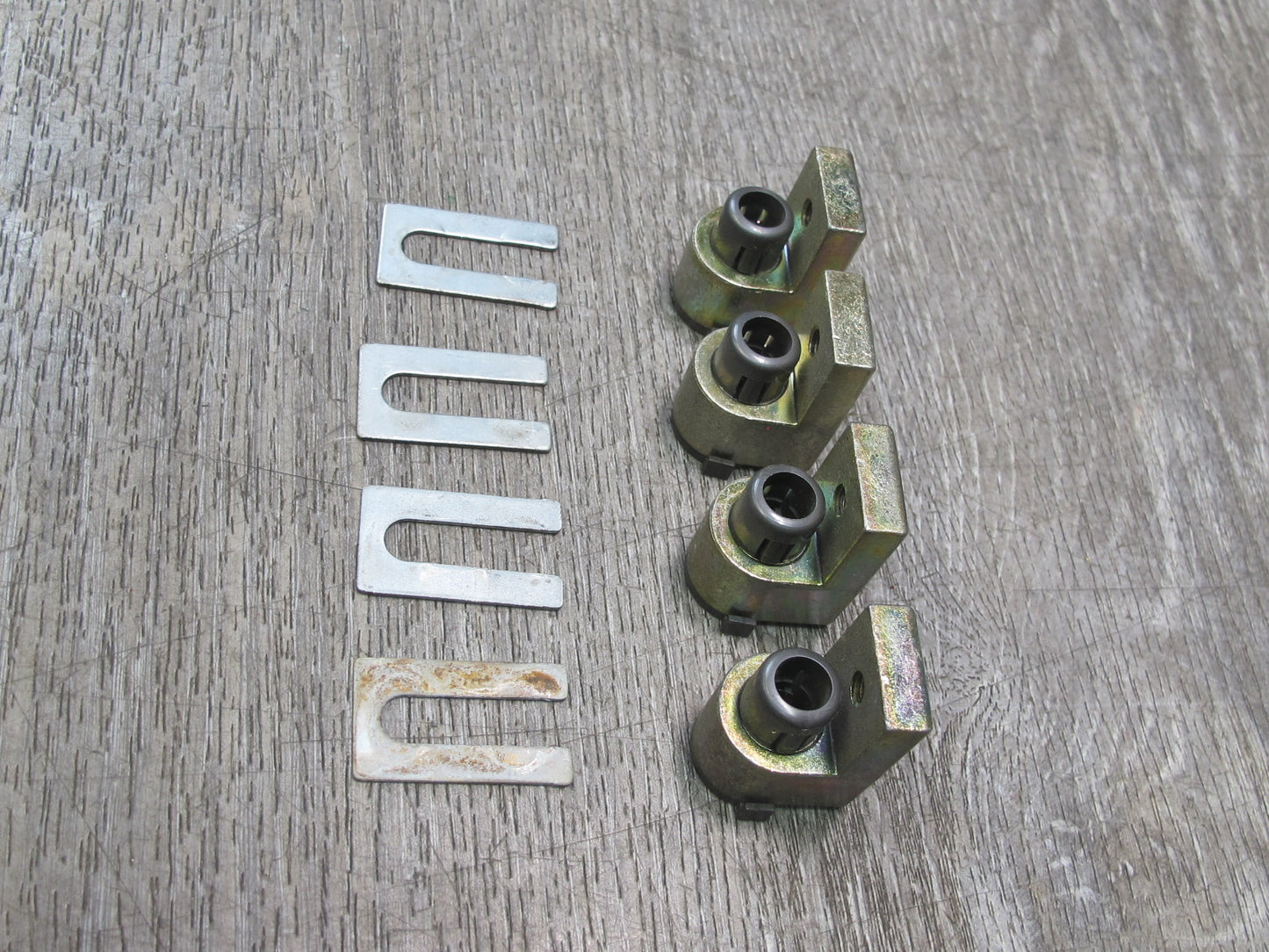 90-96 Nissan Z32 300ZX 2+0 T-top Roof Lock Unlock Guide Bracket Set OEM
