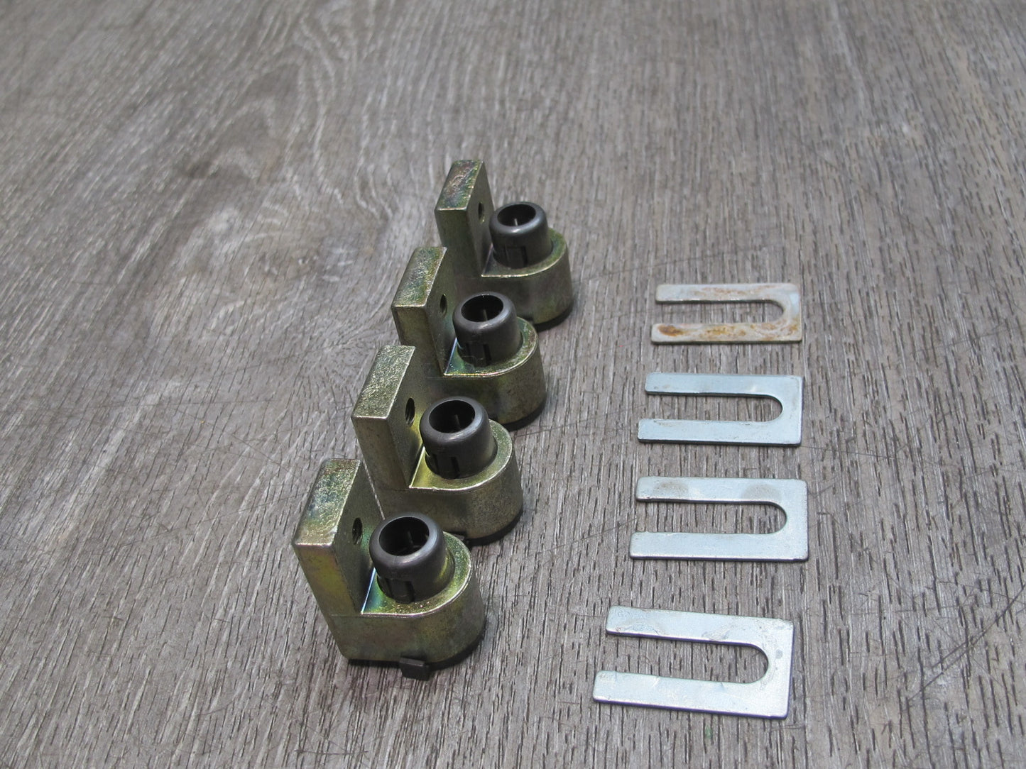 90-96 Nissan Z32 300ZX 2+0 T-top Roof Lock Unlock Guide Bracket Set OEM