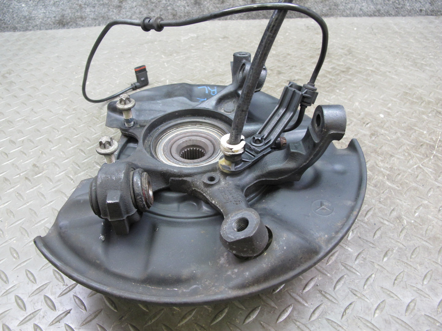 05-11 Mercedes R171 Slk-class Rear Left Spindle Knuckle Wheel Hub Bearing OEM