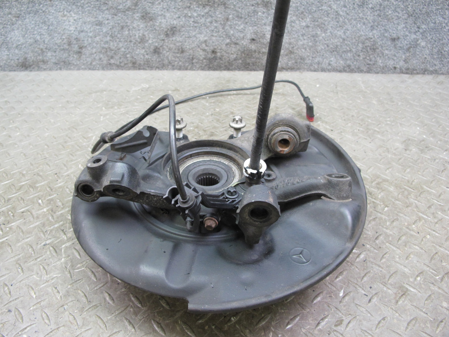 05-11 Mercedes R171 Slk-class Rear Right Spindle Knuckle Wheel Hub Bearing OEM