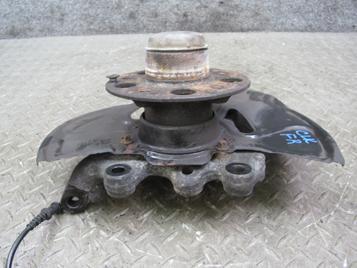 05-11 Mercedes R171 Slk-class Front Right Spindle Knuckle Wheel Hub Bearing OEM