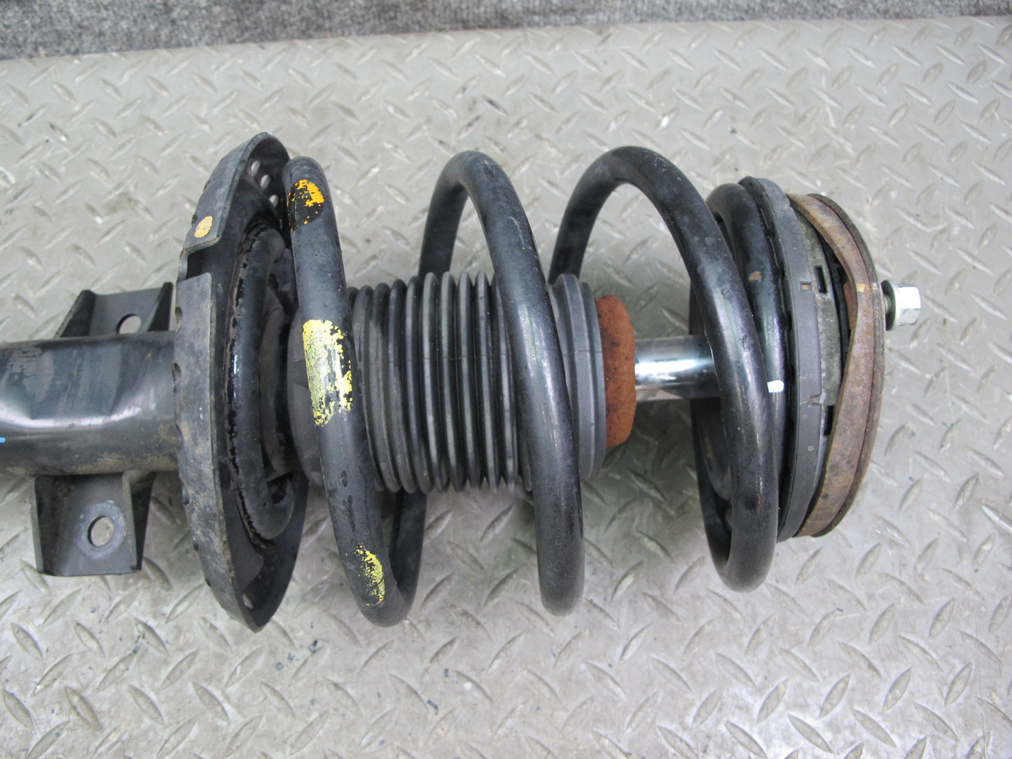 05-07 Mercedes R171 SLK55 AMG Set of 2 Front Right Left Strut Shock Absorber OEM