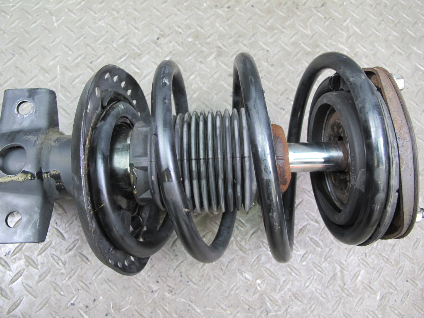 05-07 Mercedes R171 SLK55 AMG Set of 2 Front Right Left Strut Shock Absorber OEM