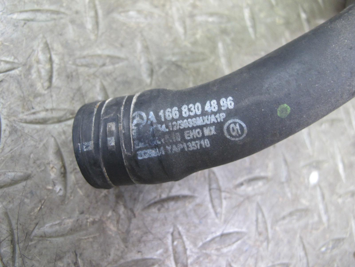 2012-2015 Mercedes W166 ML350 Bluetec Diesel Radiator Coolant Hose Pipe Line Set