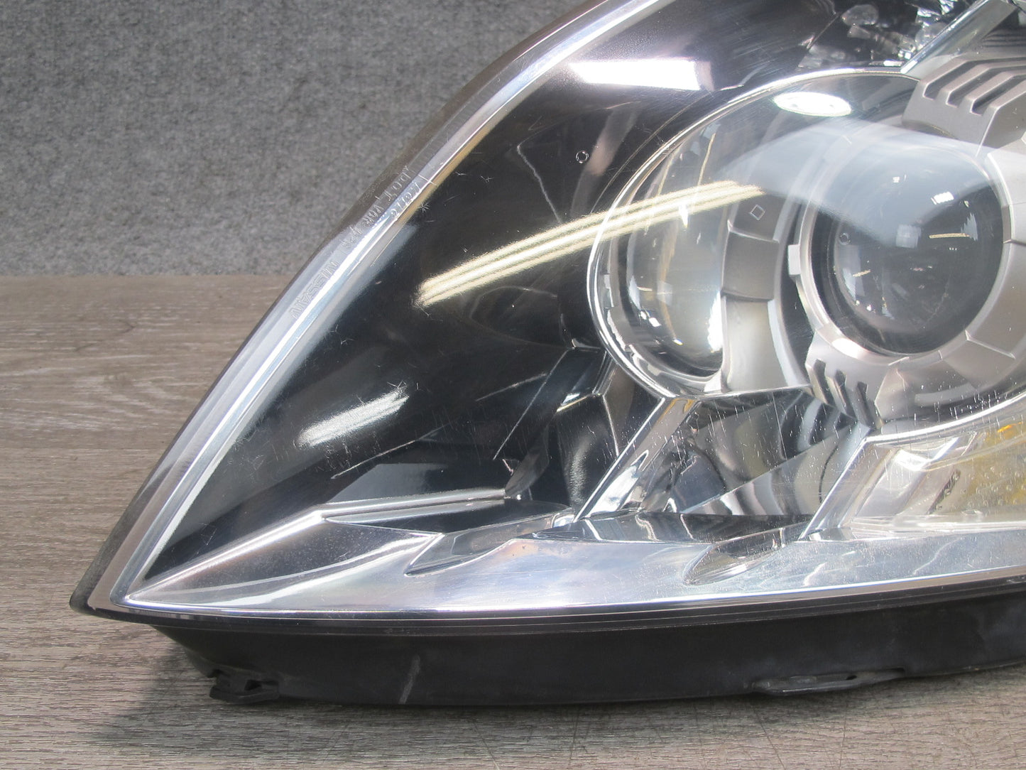 06-09 Nissan 350Z Z33 Front Right Passenger Side Xenon HID Headlight Lamp OEM