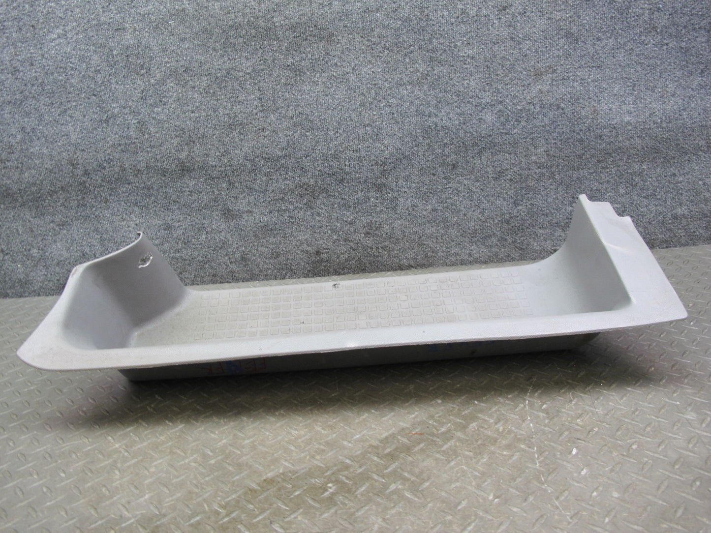 99-03 VW Eurovan T4 Front Right Door Ster Trim Insert Panel 705863736C OEM