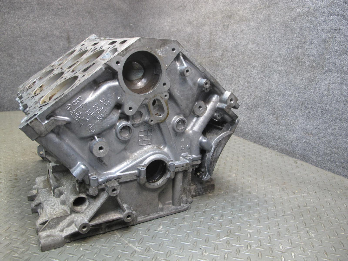 03-12 Bentley Continental GTC GT 6.0L Engine Motor Block 37k Miles 07C103021BA