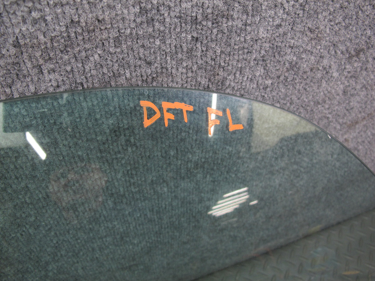 02-05 Ford Thunderbird Left Driver Door Glass Window OEM