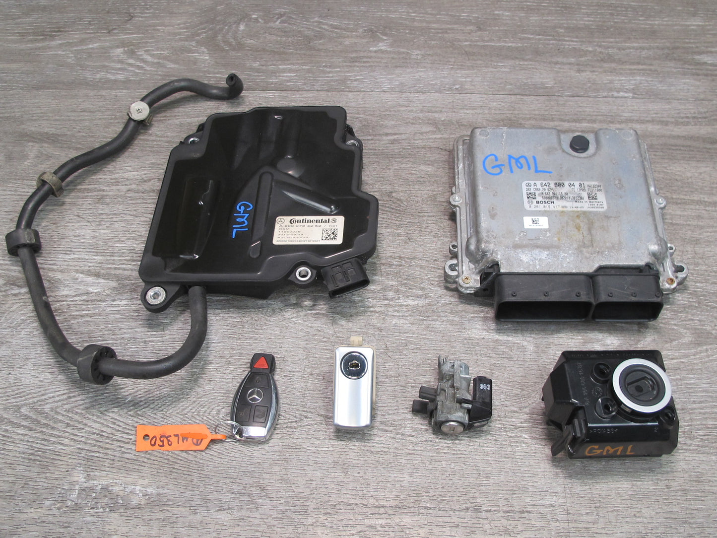 2014 Mercedes W166 ML350 Diesel ECU ECM TCM Ignition Glove Door Lock KEY Set
