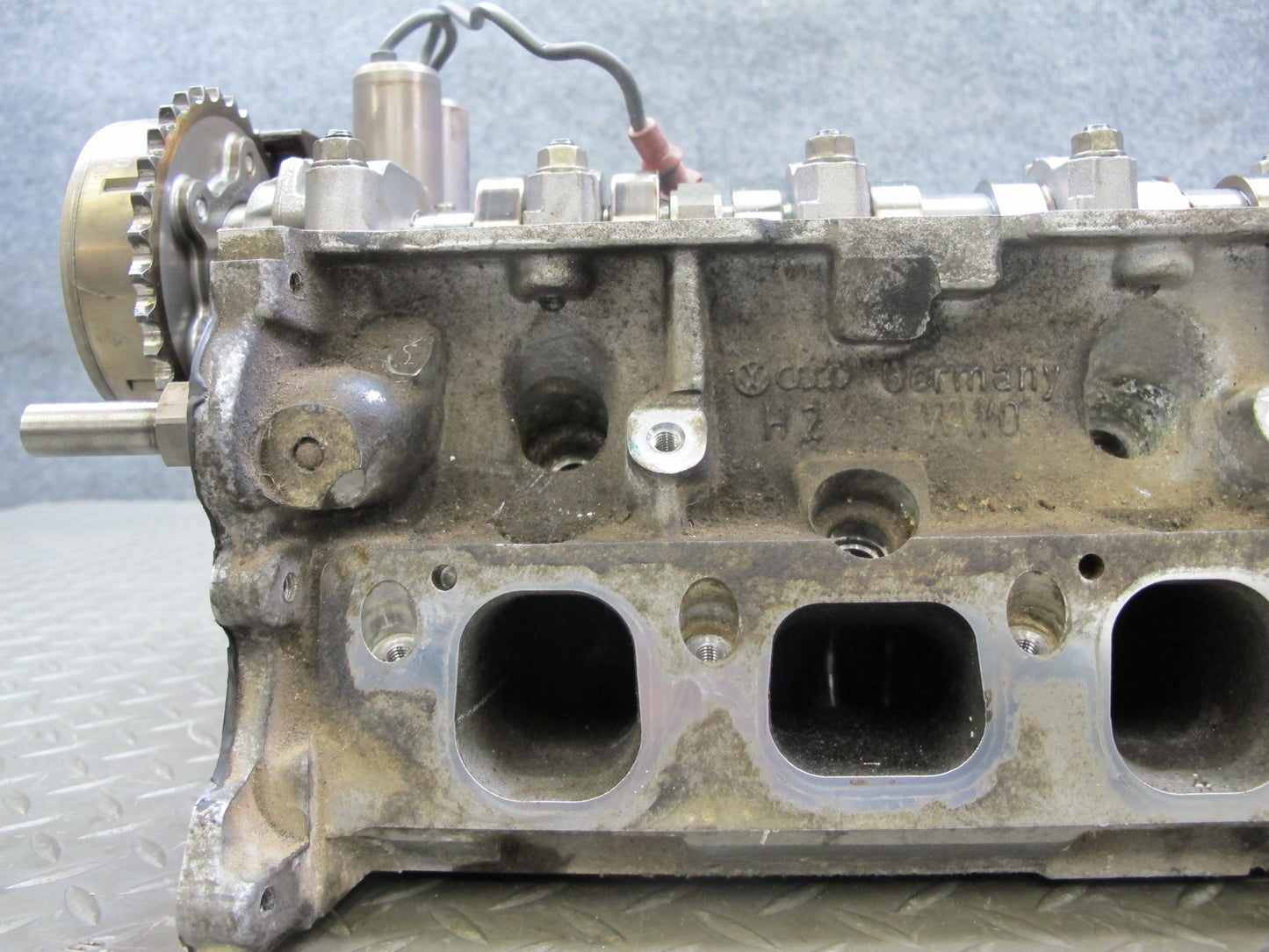 03-10 Bentley Continental GTC GT 6.0L Engine Left Cylinder Head w Camshafts 37k