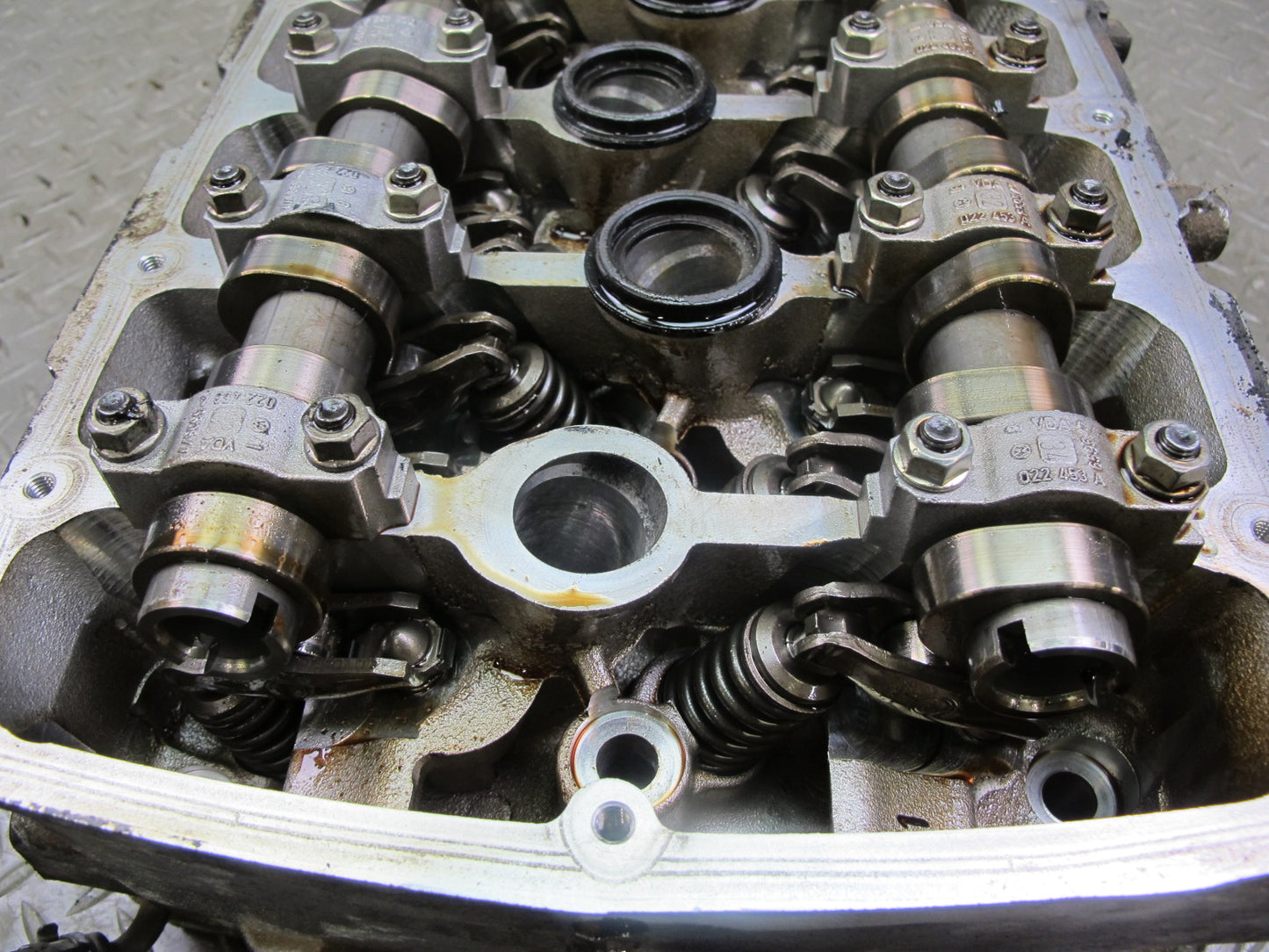03-10 Bentley Continental GTC GT 6.0L Engine Left Cylinder Head w Camshafts 37k