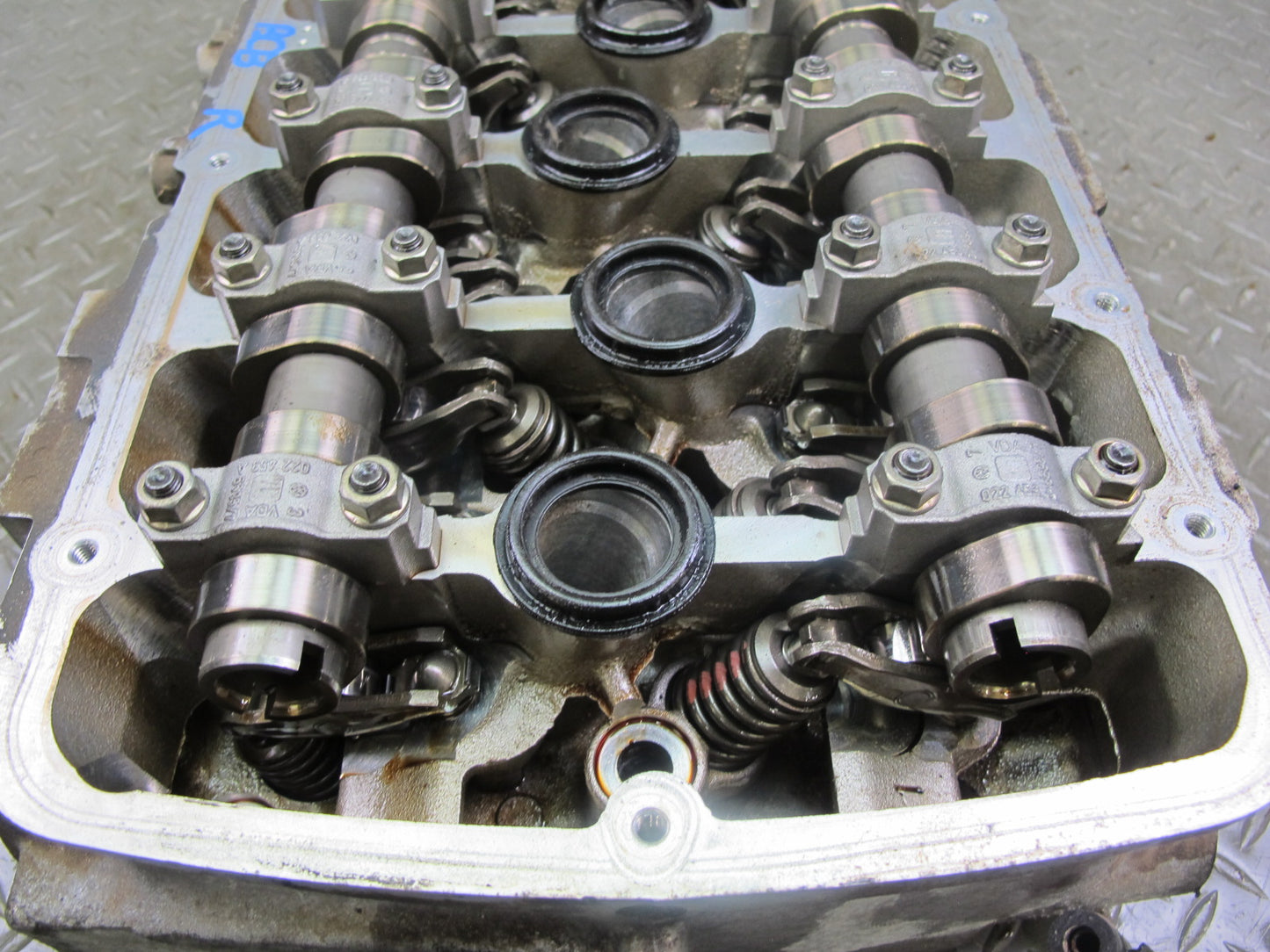 03-10 Bentley Continental GTC GT 6.0L Engine Right Cylinder Head w Camshafts 37k