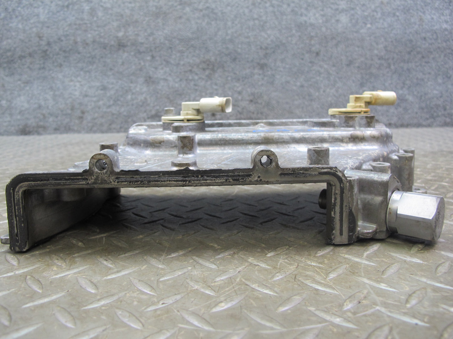 03-12 Bentley Continental GTC GT 6.0L Engine Rear Right Camshaft Timing Cover