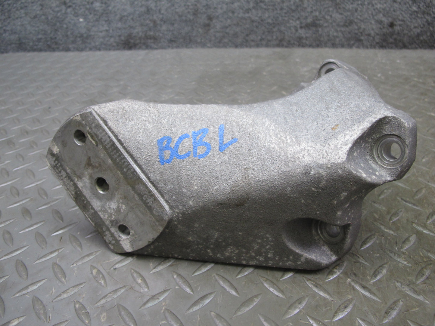 03-10 Bentley Continental 6.0L Left & Right Engine Mount Bracket Set of 2
