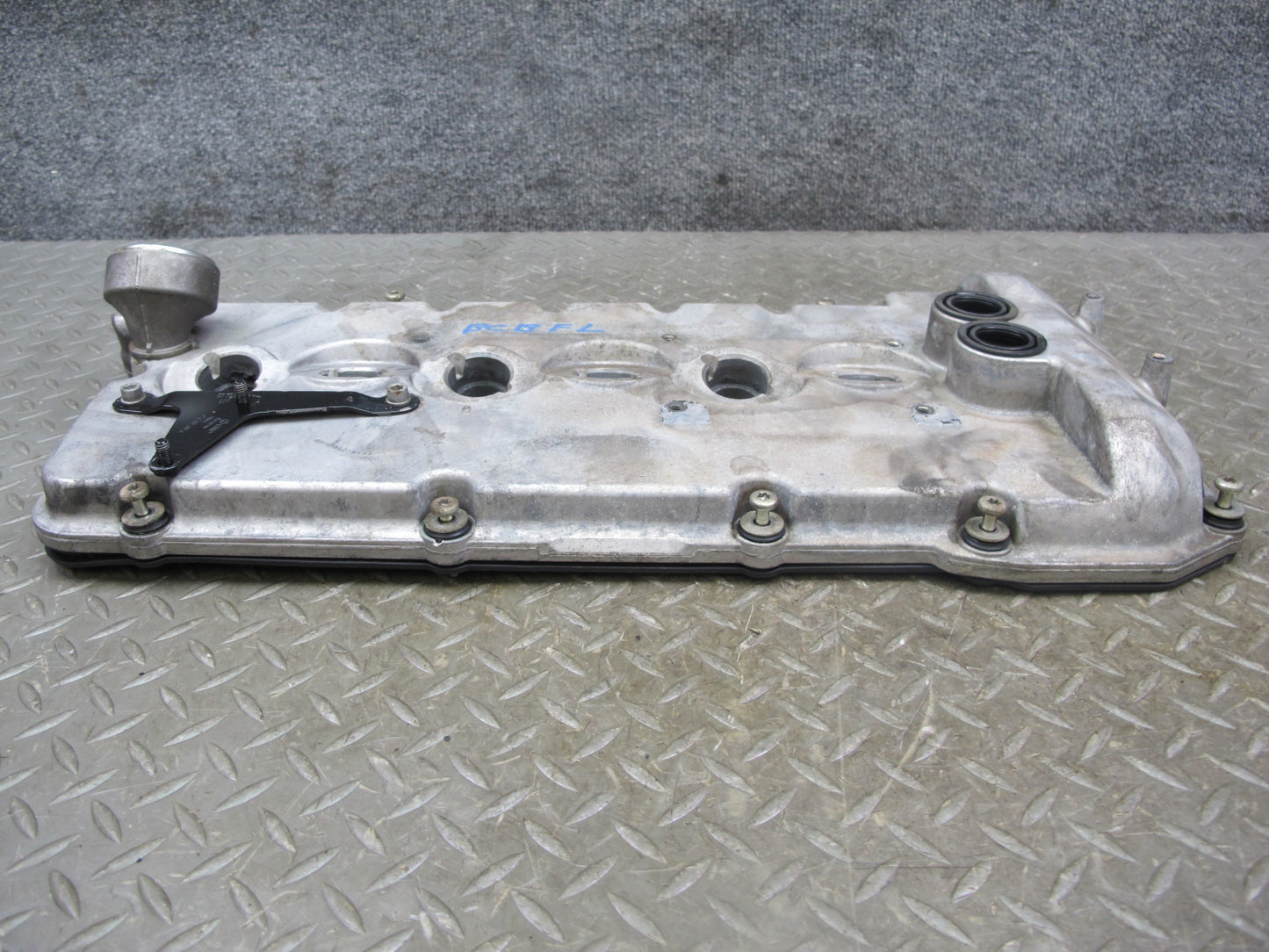 03-12 Bentley Continental GTC GT 6.0L Engine Left Cylinder Head Valve Cover