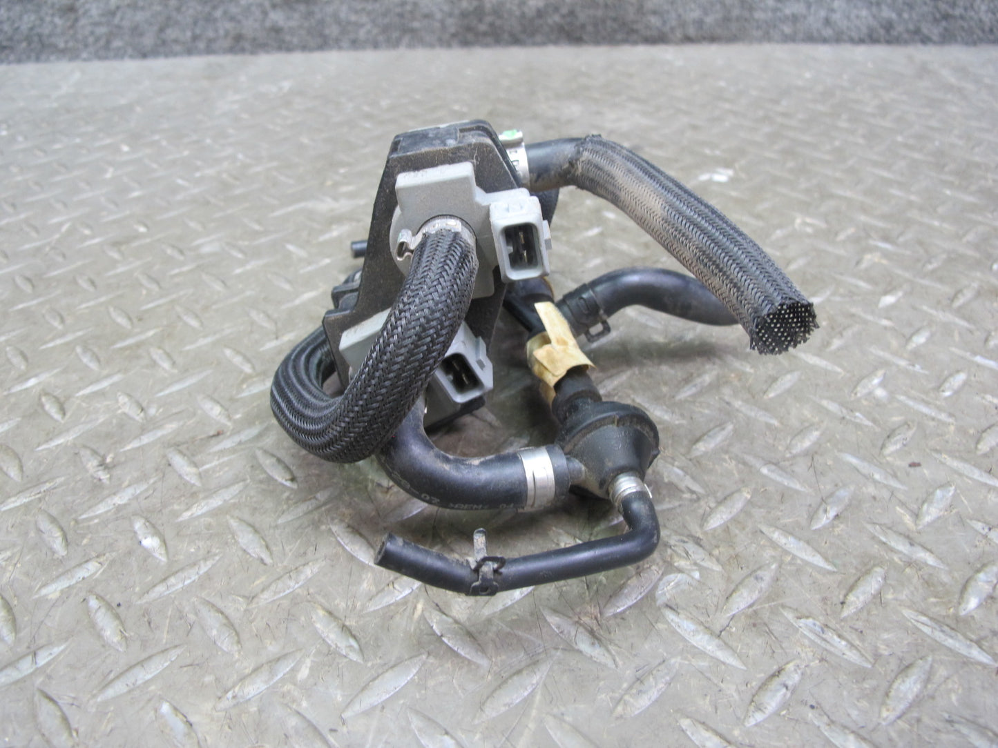 03-11 Bentley Continental GTC GT Flying Spur 6.0L Turbo Boost Solenoid Valve