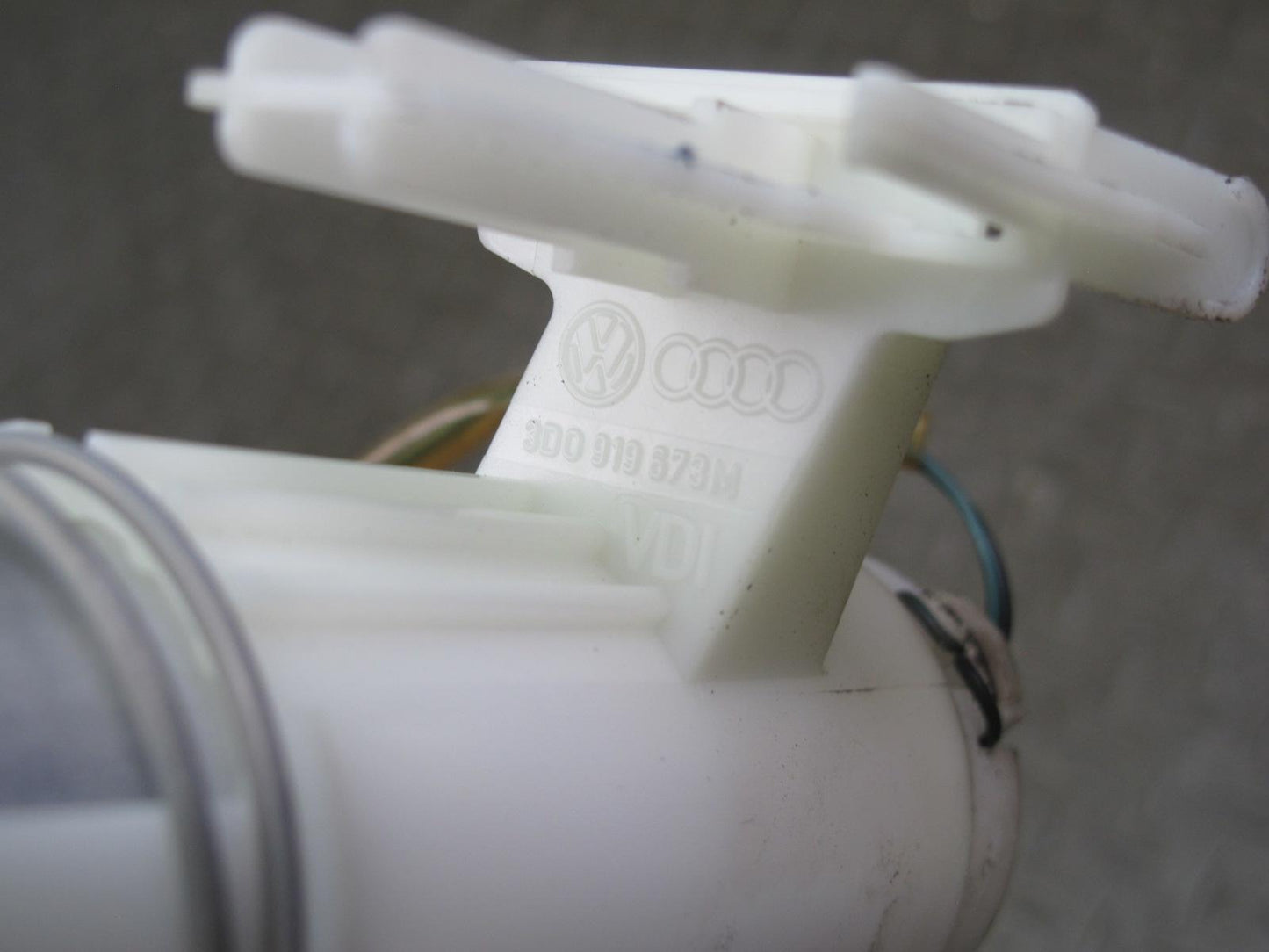 03-12 Bentley Continental GTC GT Left & Right Fuel Level Sending Unit Set of 2