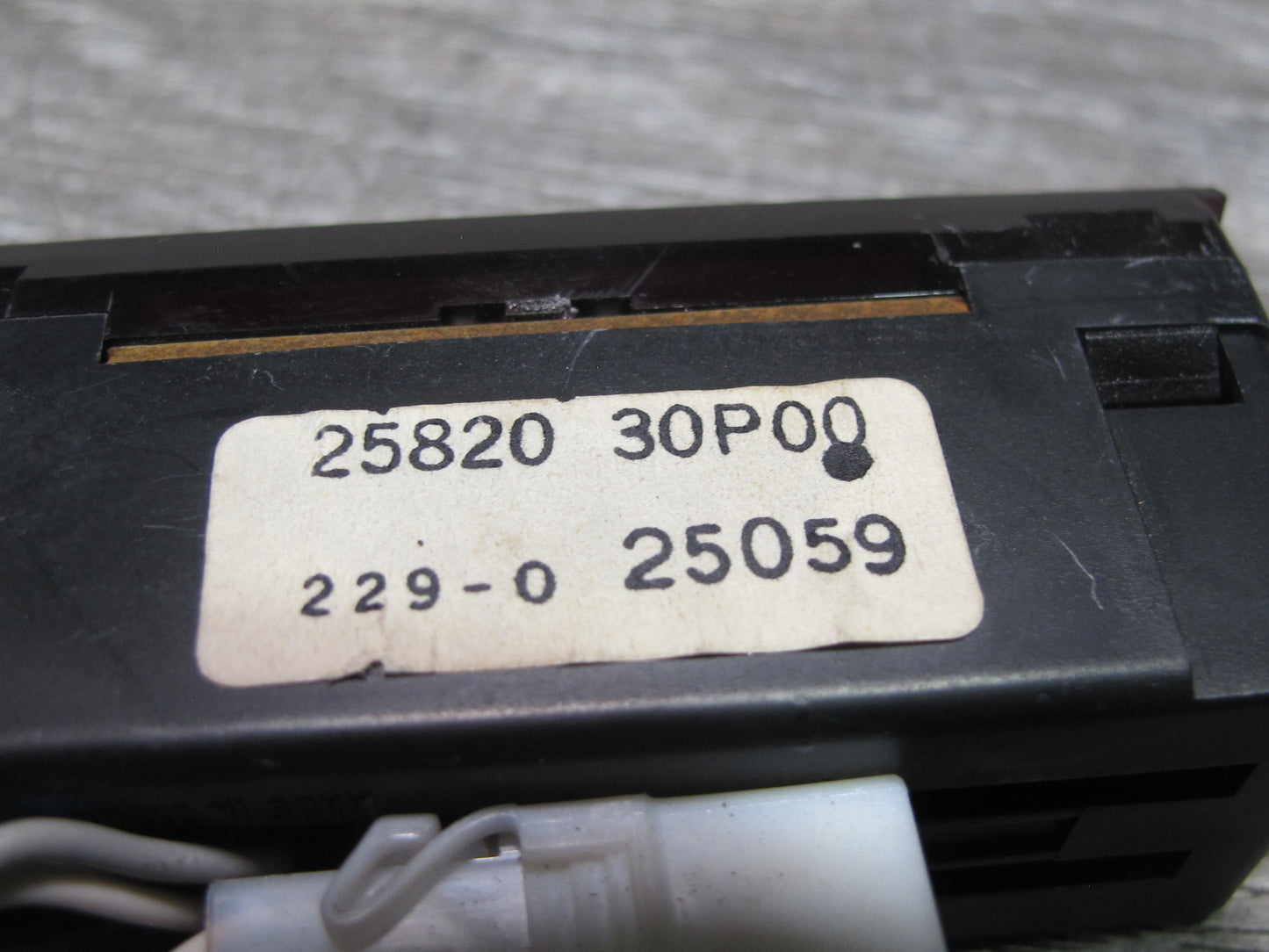 90-96 Nissan Z32 300ZX Coupe Dash Digital Clock Unit 25820-30P00 OEM