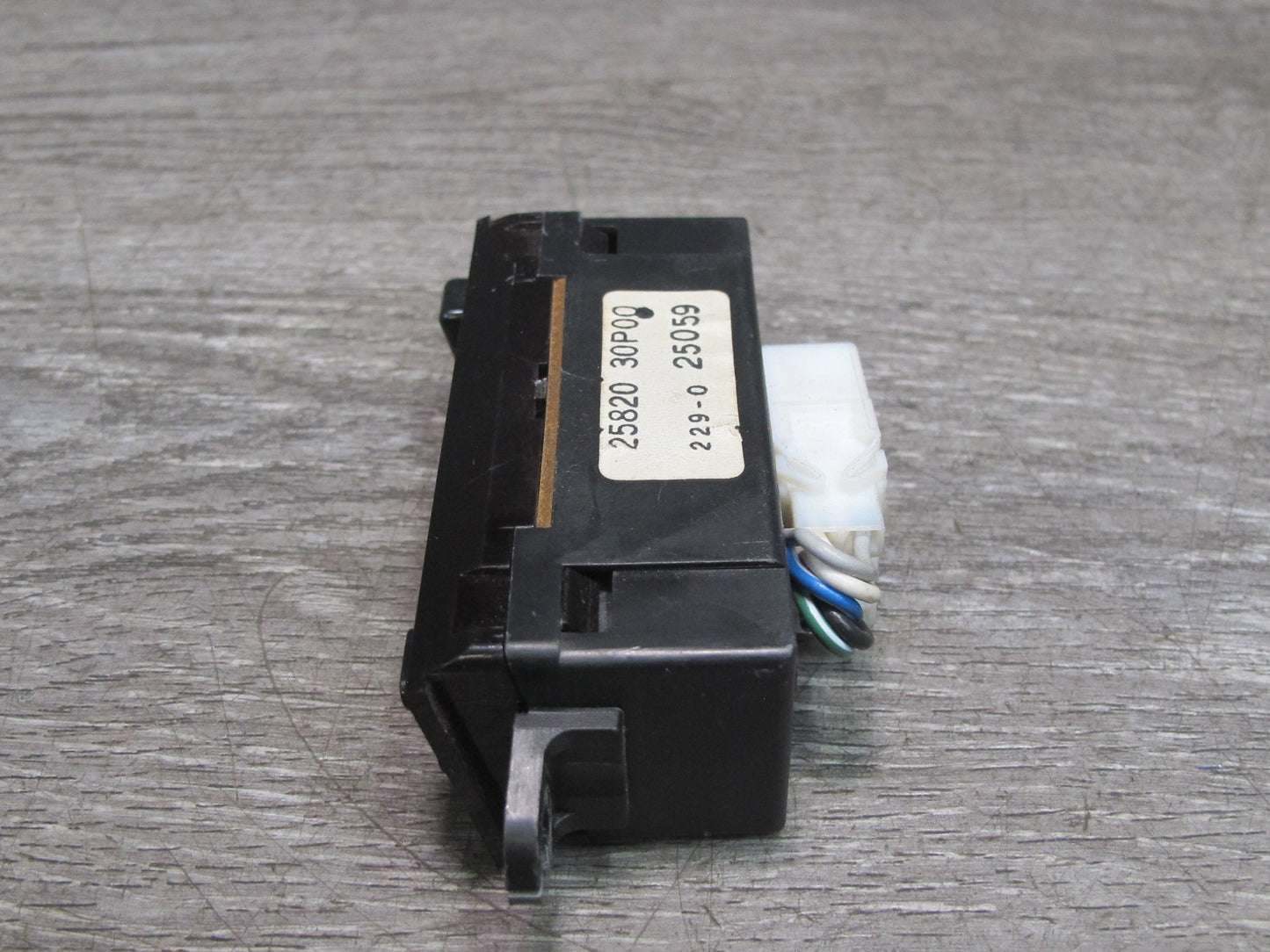 90-96 Nissan Z32 300ZX Coupe Dash Digital Clock Unit 25820-30P00 OEM