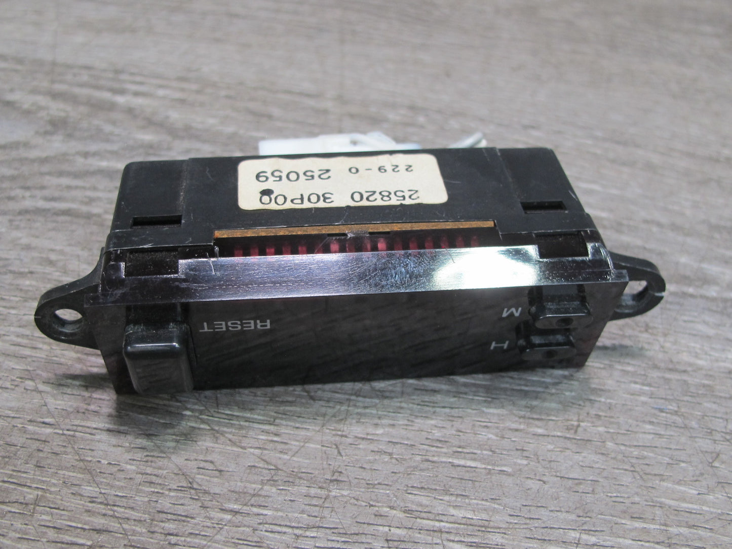 90-96 Nissan Z32 300ZX Coupe Dash Digital Clock Unit 25820-30P00 OEM