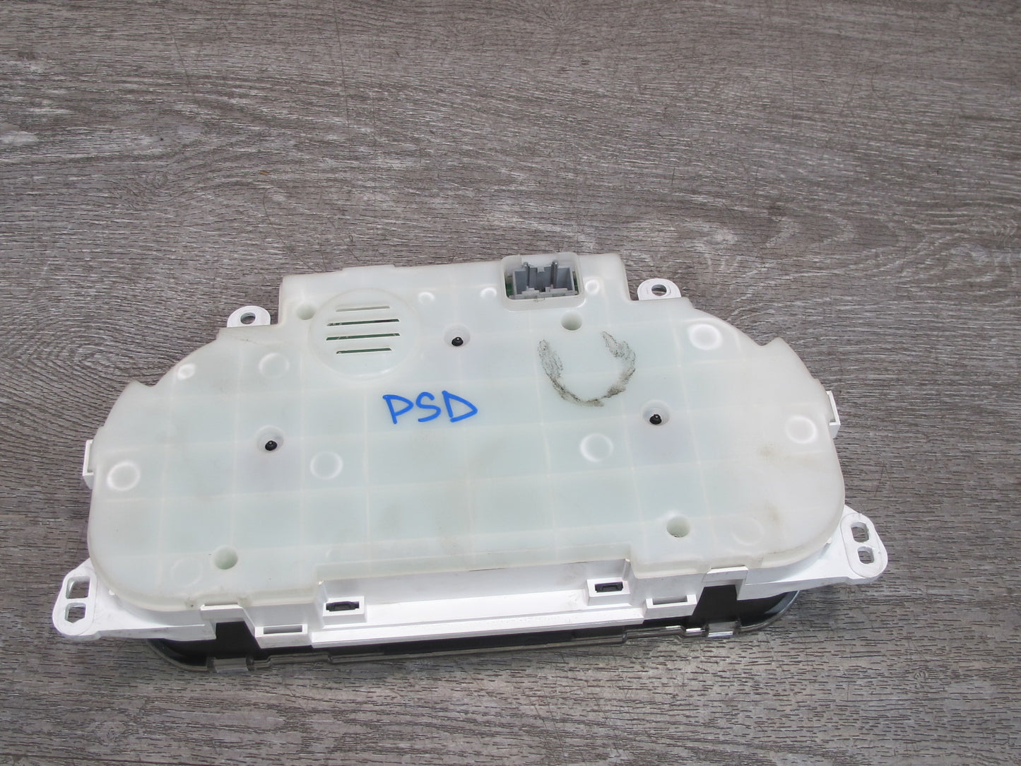 07-09 Pontiac Solstice GXP Instrument Cluster Gauge Speedometer 15915961 OEM