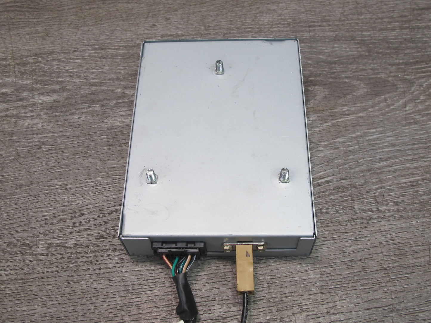 06-09 Pontiac Solstice Sirius Satellite Radio Control Module 15268996 OEM
