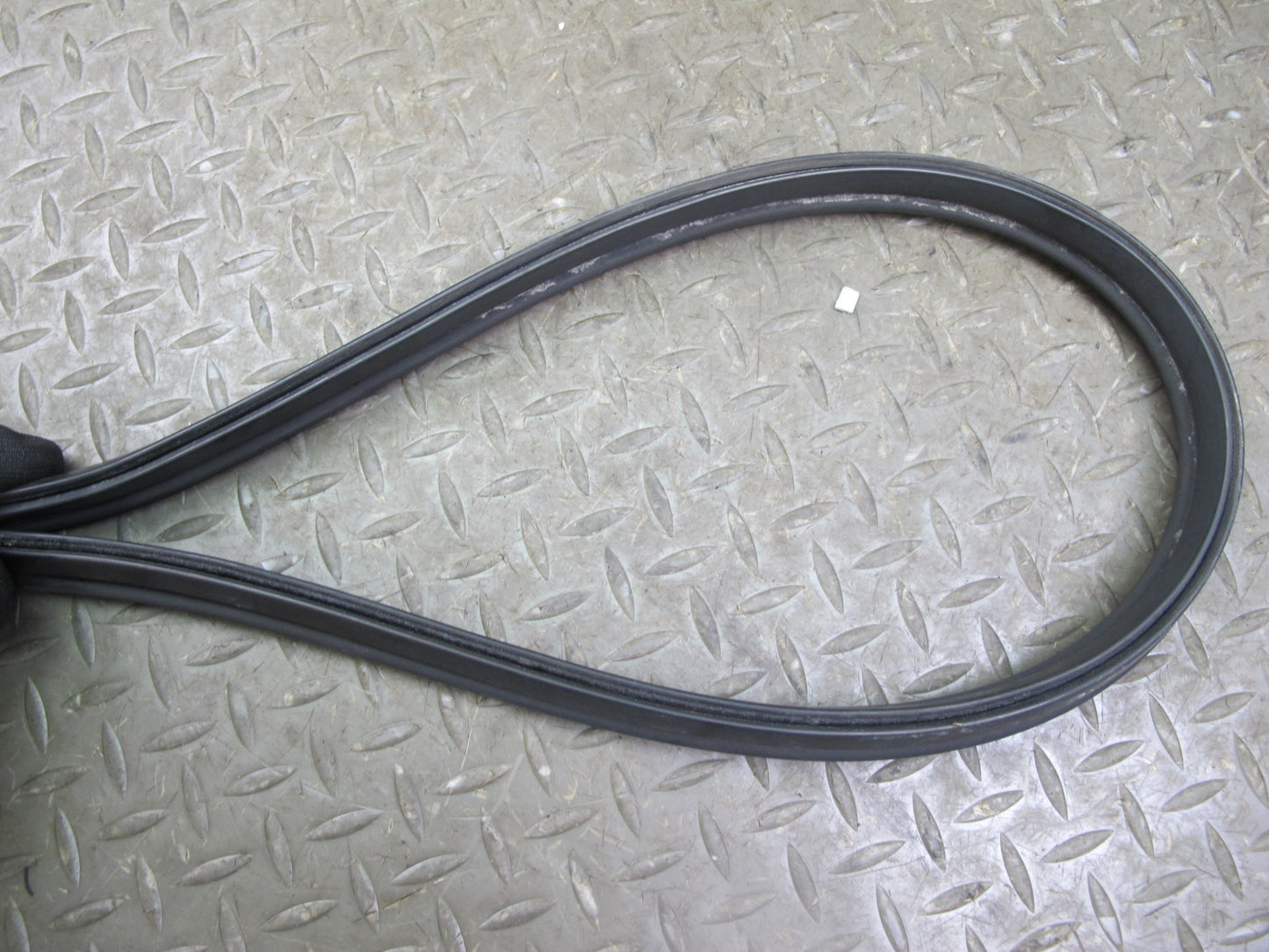 99-03 VW Eurovan T4 Front Hood Weatherstrip Rubber Seal OEM