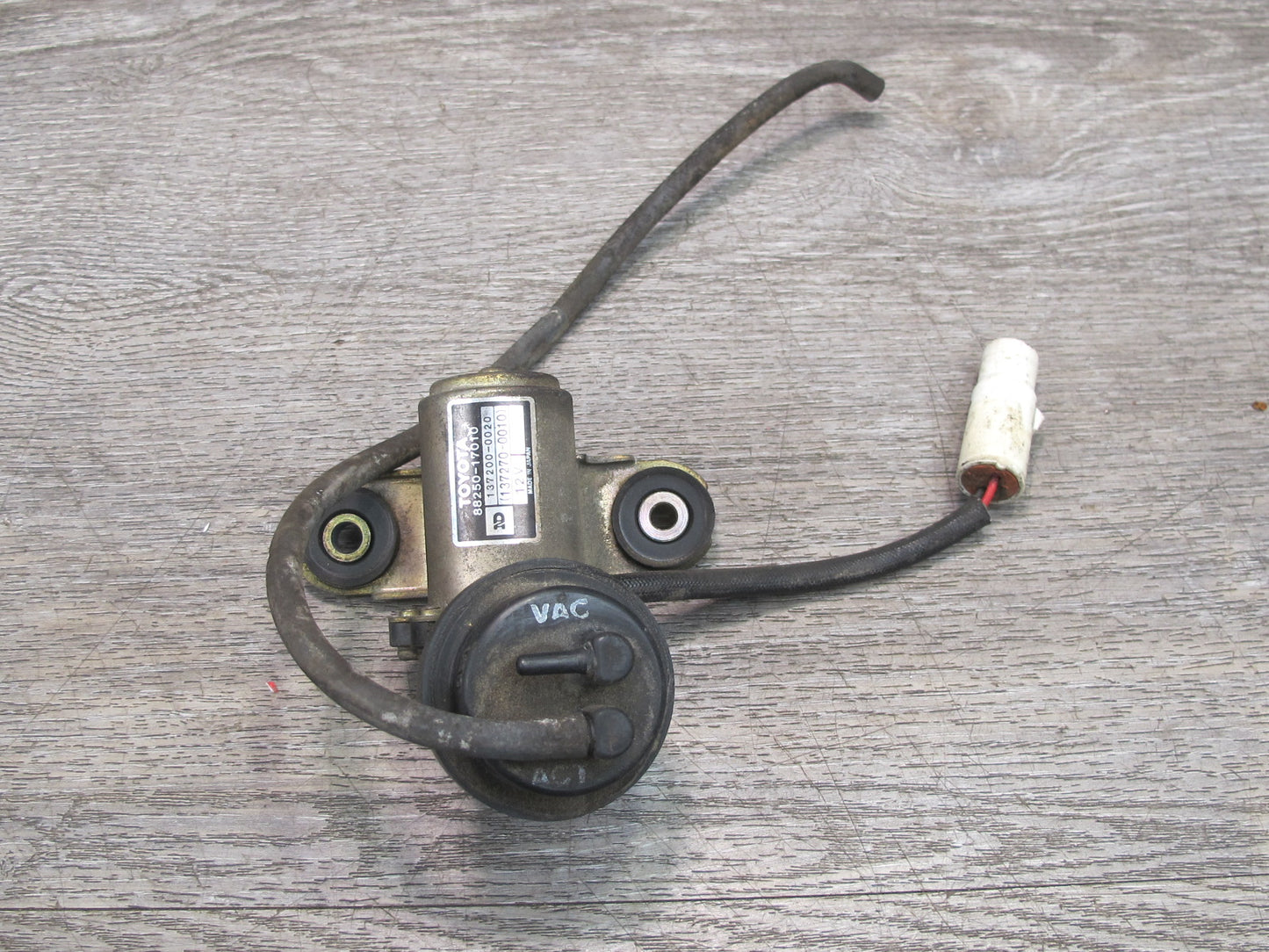85-87 Toyota MR2 AW15 Cruise Control Vacuum Pump 88250-17010 OEM