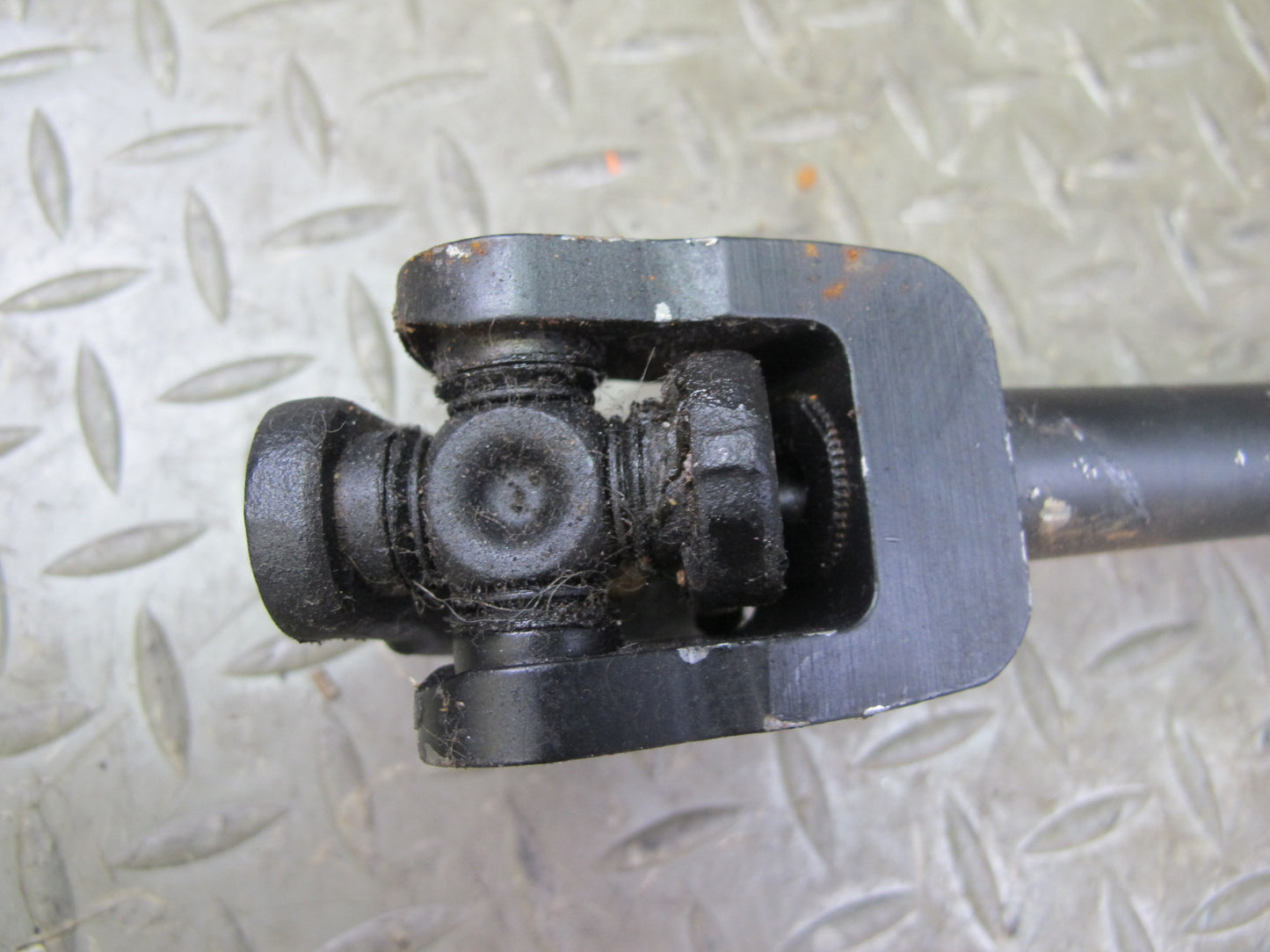 99-03 VW Eurovan T4 Steering Column Upper Linkage U Joint Shaft OEM
