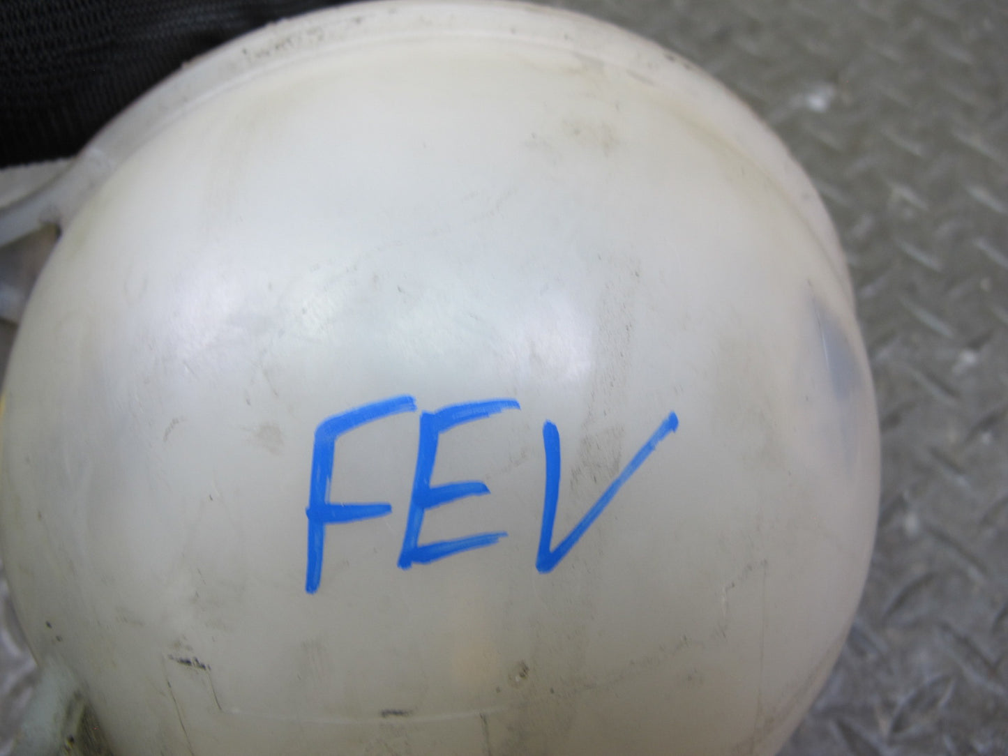 99-03 VW Eurovan T4 Engine Coolant Expansion Overflow Reservoir Tank OEM