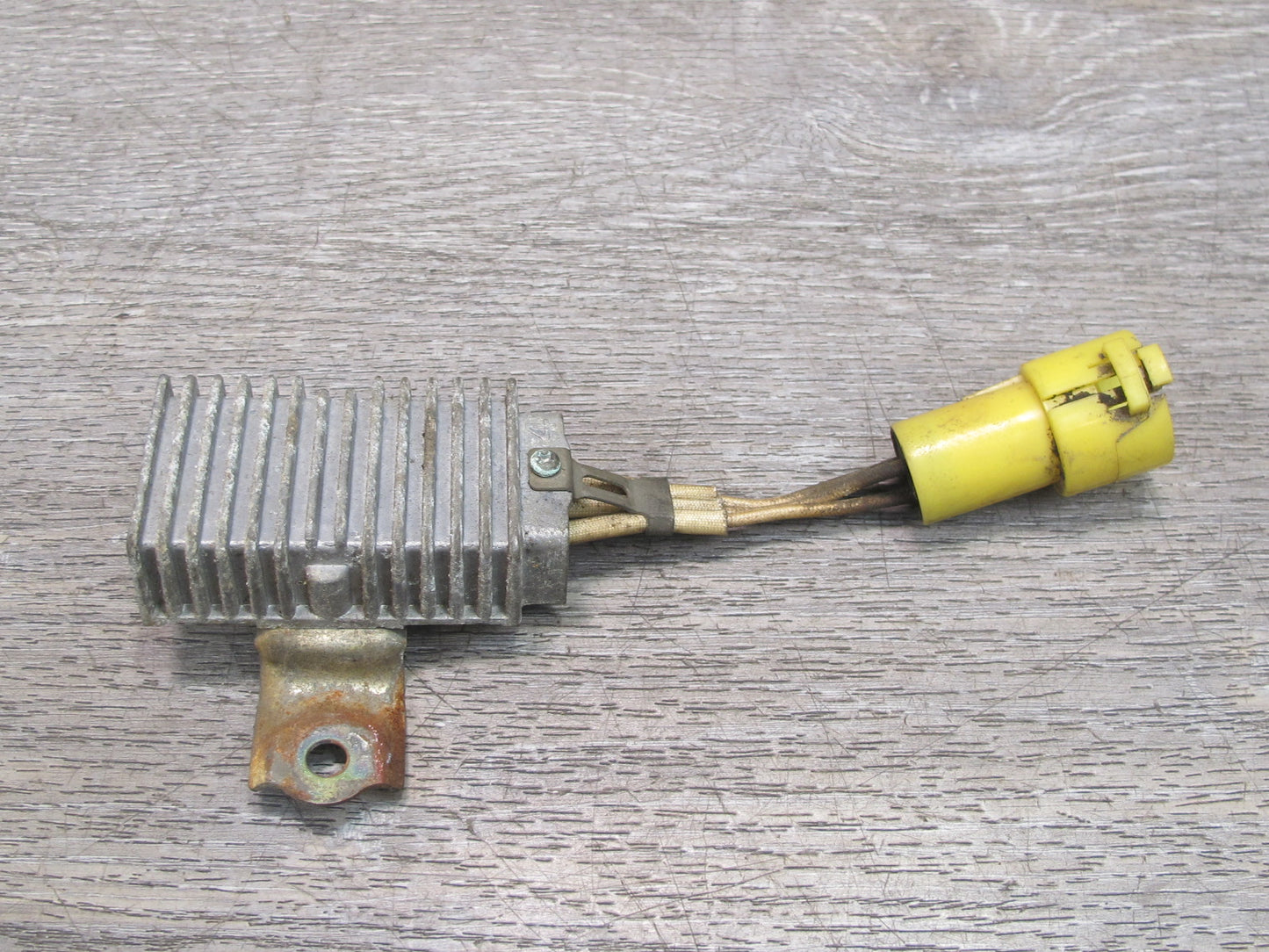 85-89 Toyota MR2 AW15 4AGELC Fuel Injector Resistor OEM