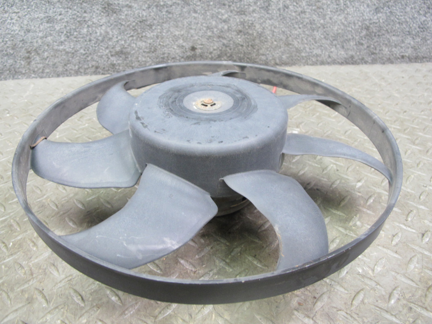 99-03 VW Eurovan T4 2.8L Engine Cooling Fan Motor w Blade 7D0959455K OEM