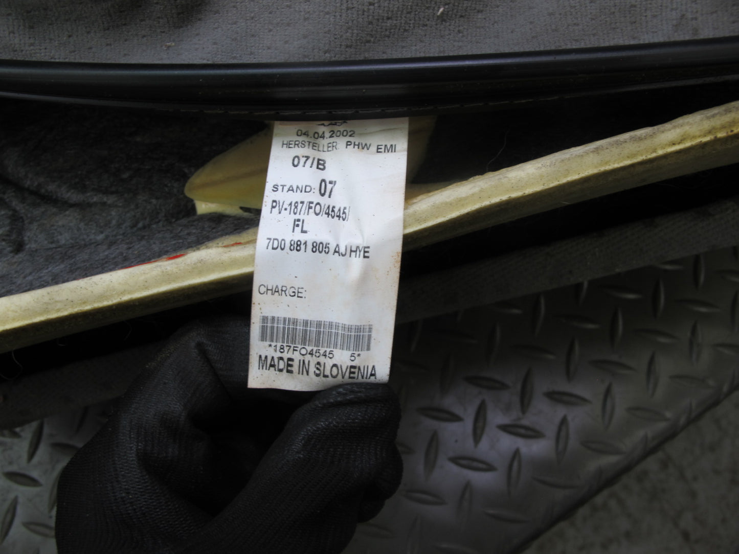 99-03 VW Eurovan T4 Front Right Seat Upper Backrest Cloth Cushion OEM